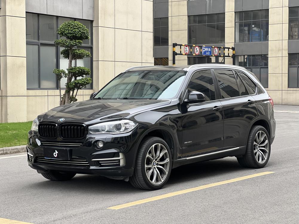 BMW BMW X5 (Import)