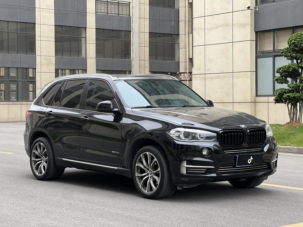BMW BMW X5 (Import)