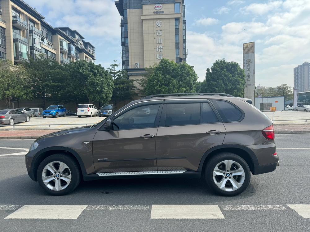 BMW BMW X5 (Import)