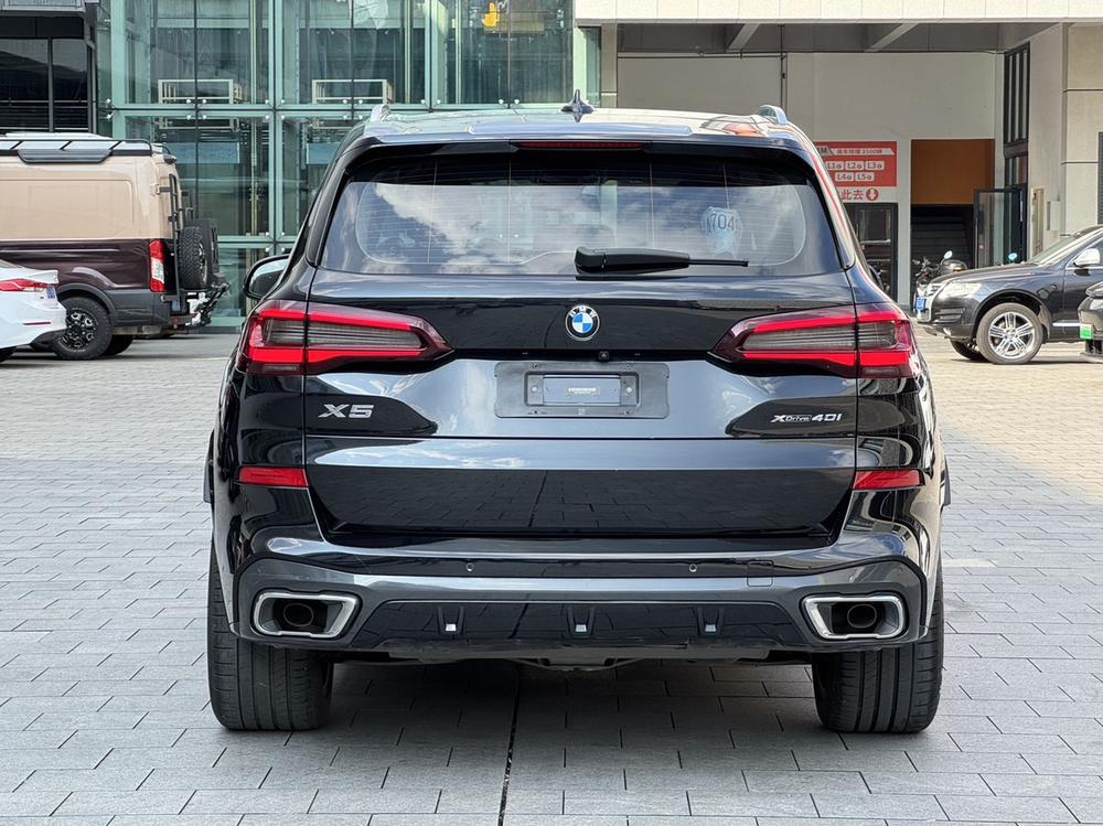 BMW BMW X5 (Import)