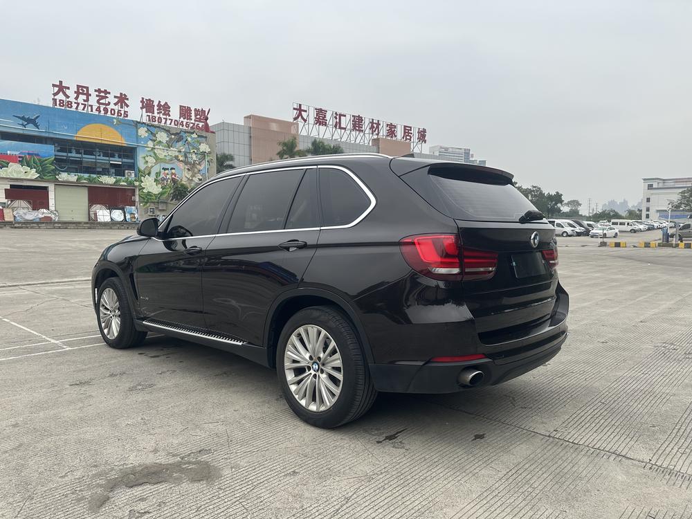 BMW BMW X5 (Import)