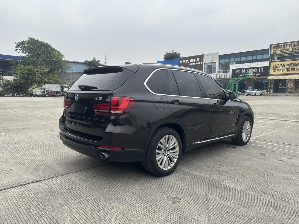 BMW BMW X5 (Import)