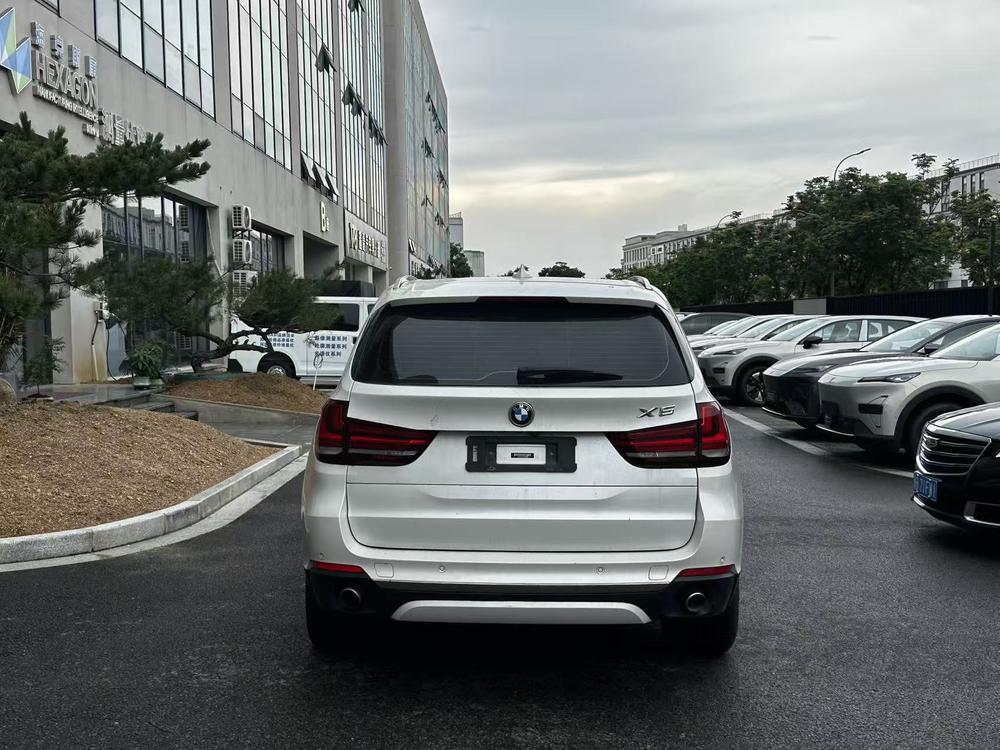 BMW BMW X5 (Import)