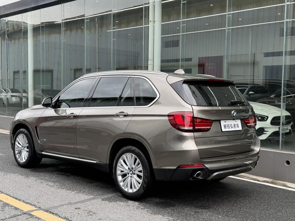 BMW BMW X5 (Import)