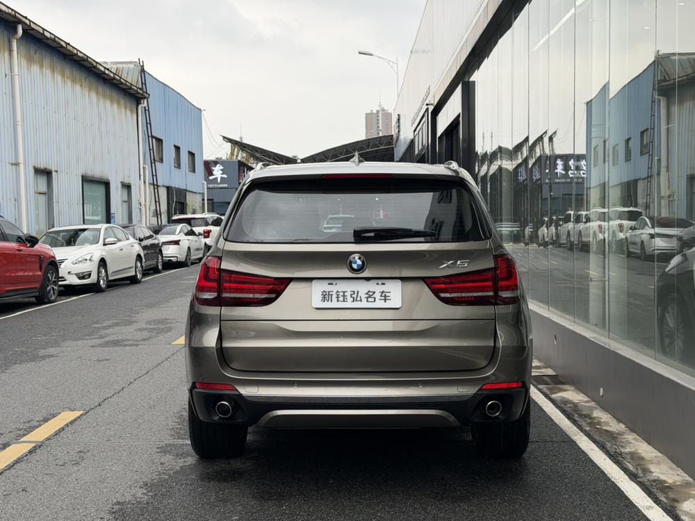 BMW BMW X5 (Import)
