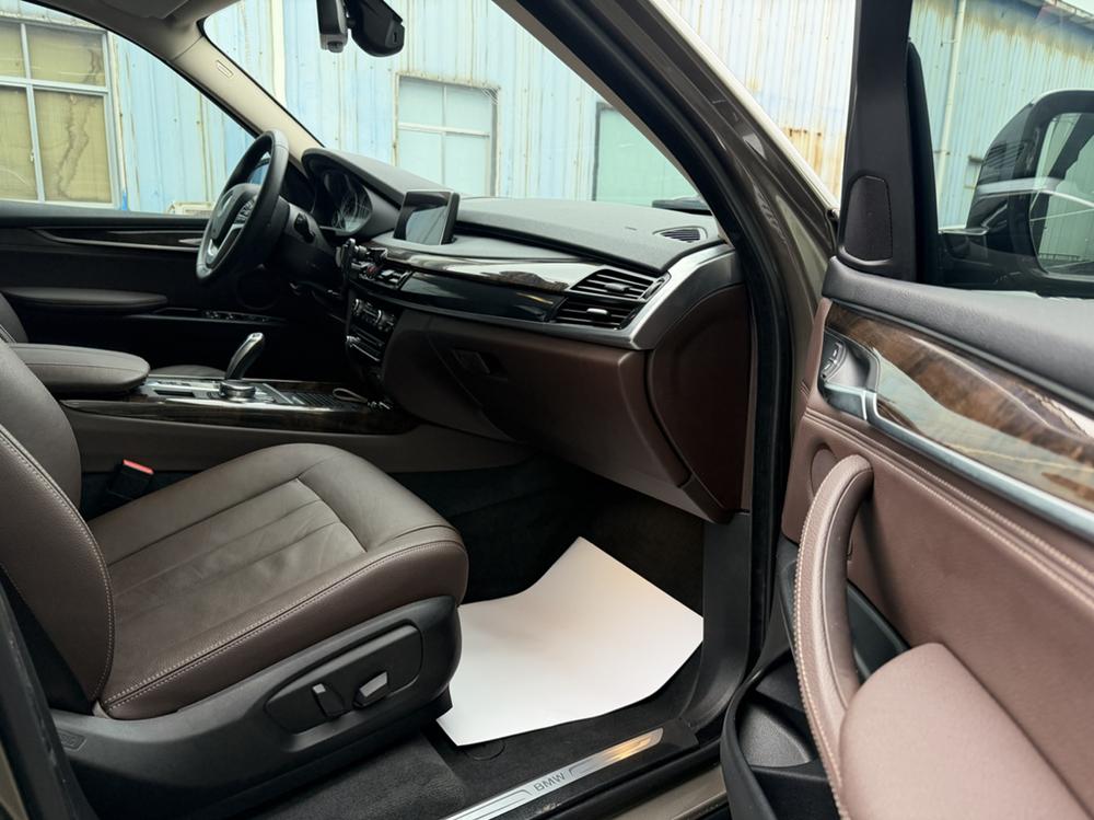 BMW BMW X5 (Import)
