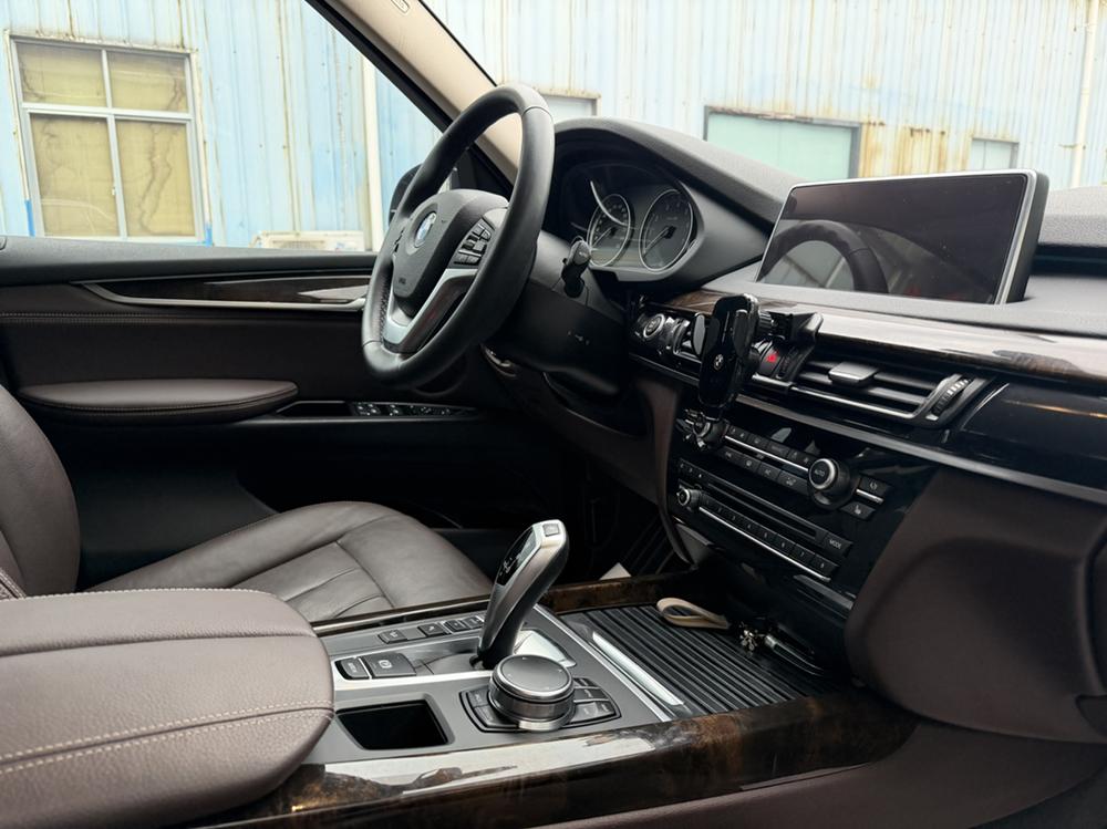 BMW BMW X5 (Import)