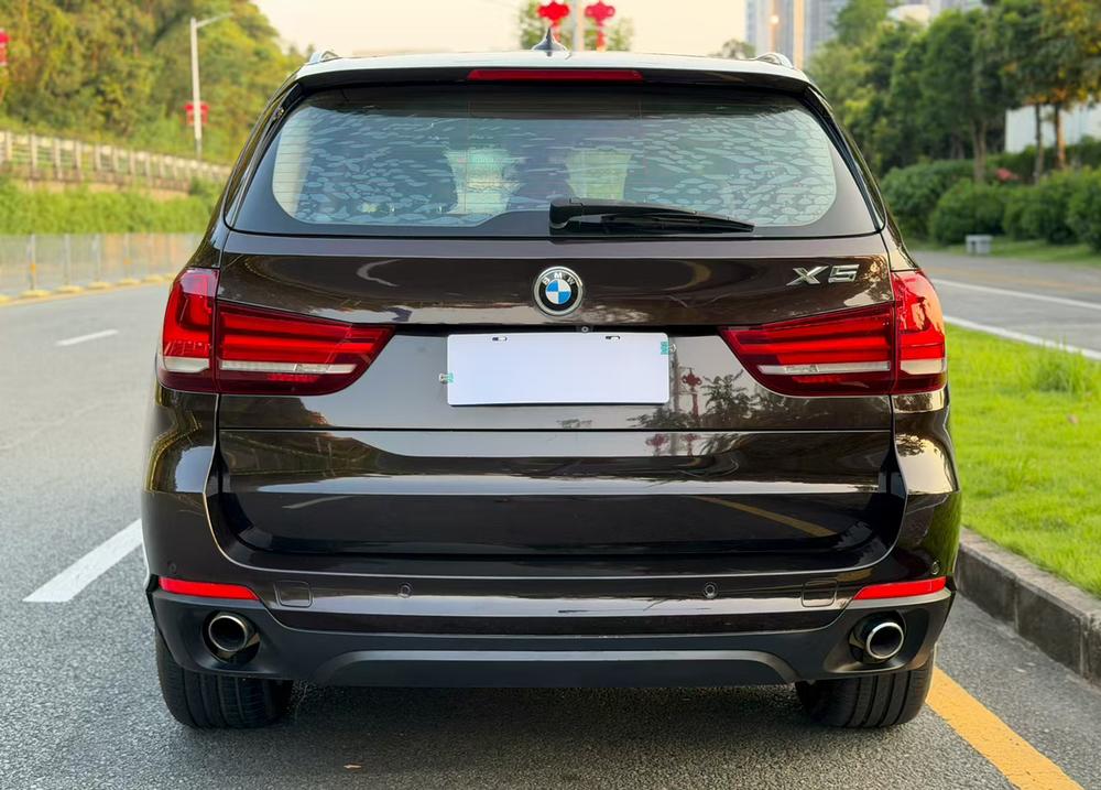 BMW BMW X5 (Import)