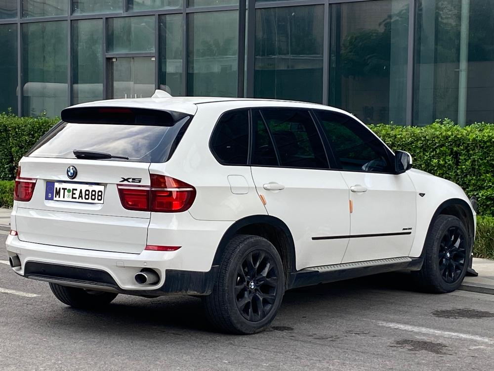 BMW BMW X5 (Import)
