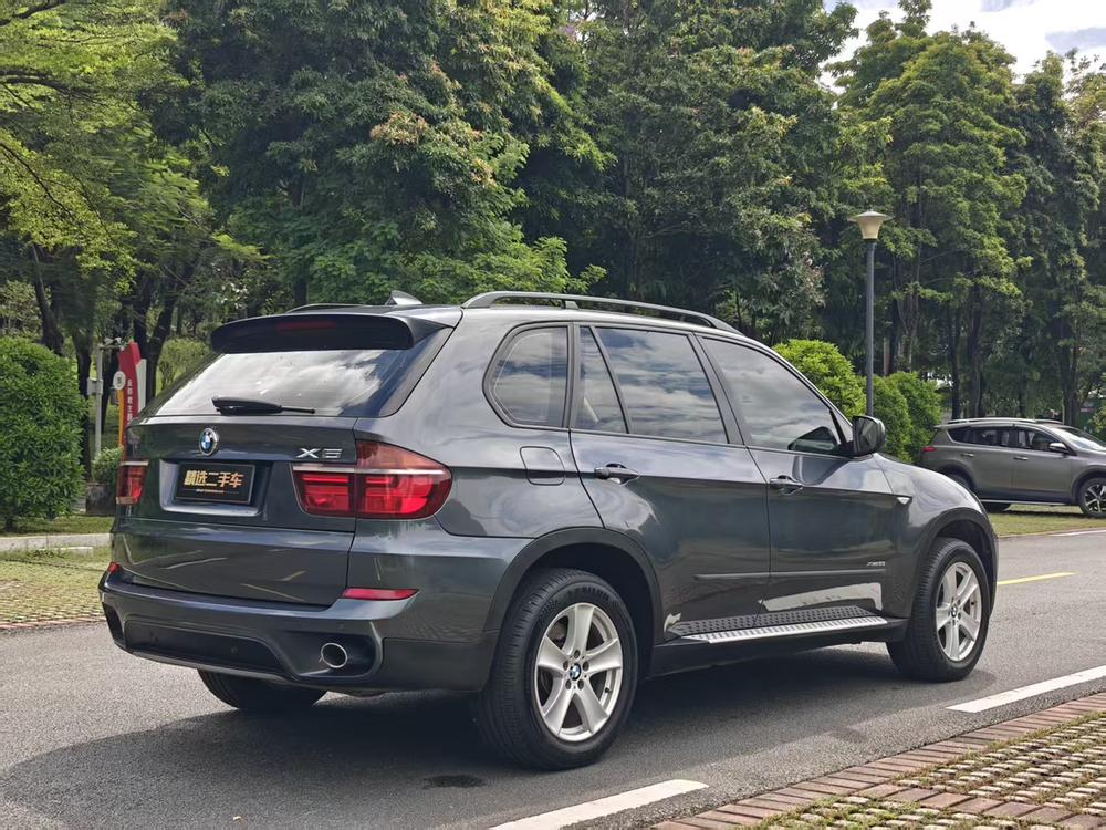 BMW BMW X5 (Import)