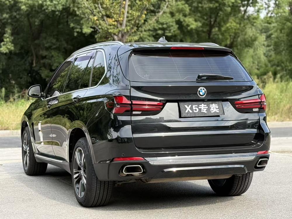 BMW BMW X5 (Import)