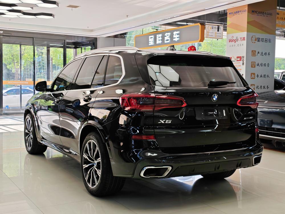 BMW BMW X5 (Import)