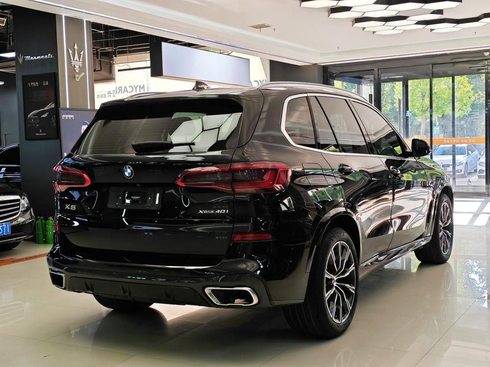 BMW BMW X5 (Import)