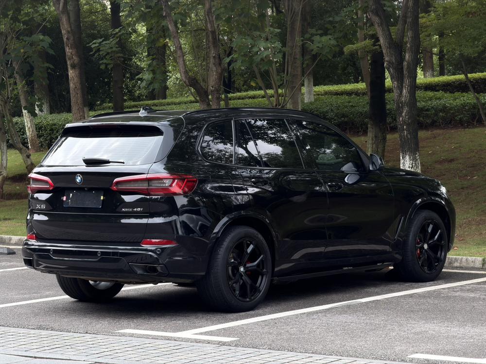 BMW BMW X5 (Import)