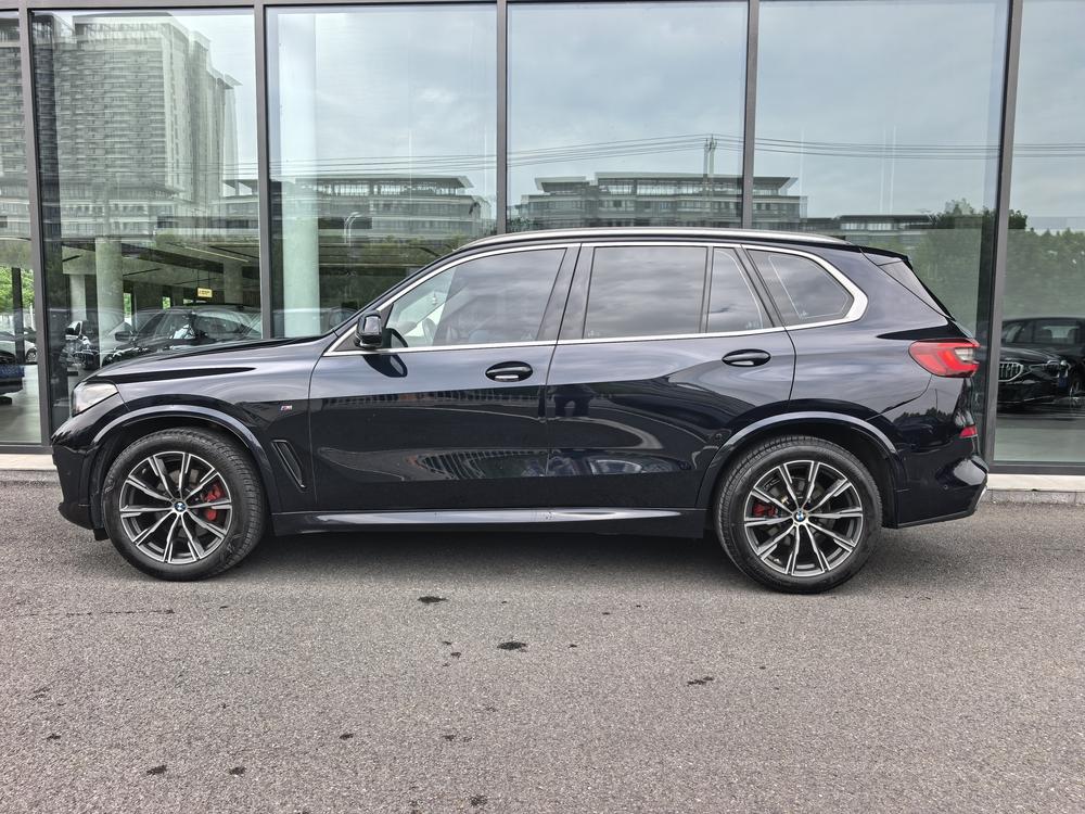 BMW BMW X5 (Import)