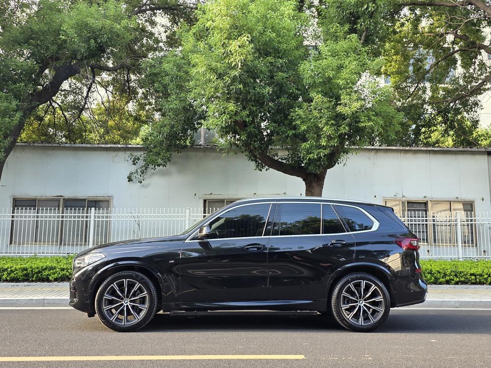 BMW BMW X5 (Import)