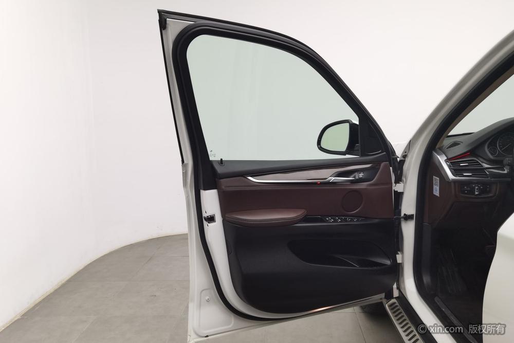 BMW BMW X5 (Import)