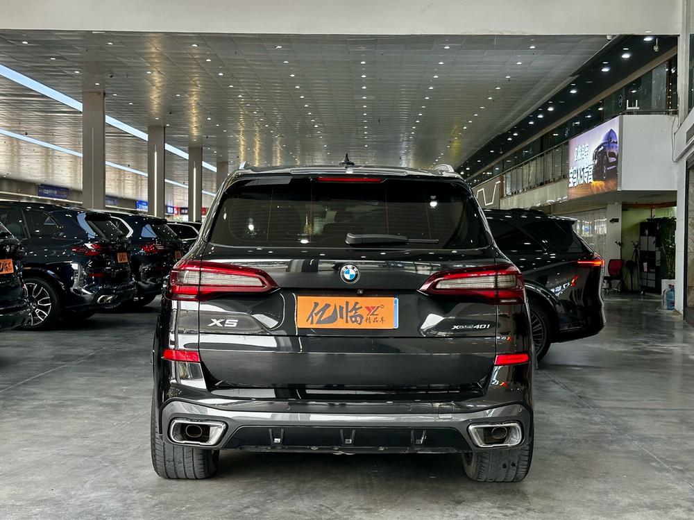 BMW BMW X5 (Import)