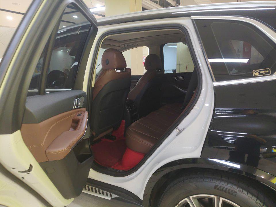 BMW BMW X5 (Import)