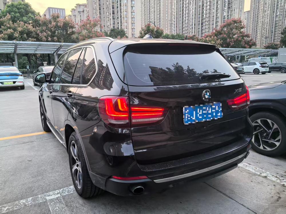 BMW BMW X5 (Import)