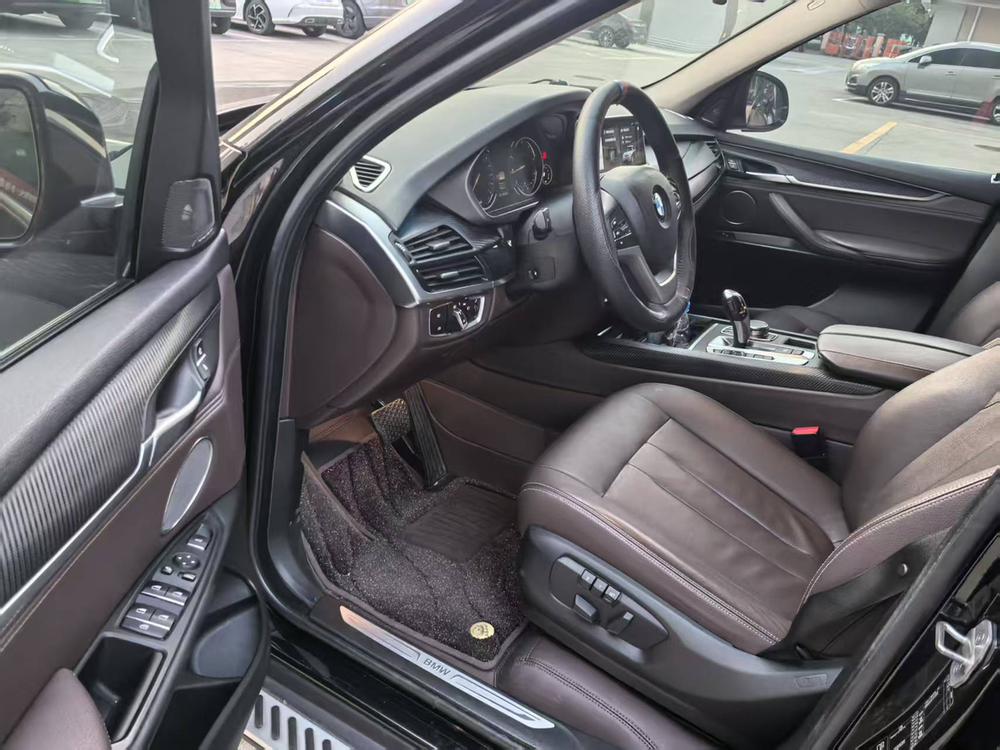 BMW BMW X5 (Import)