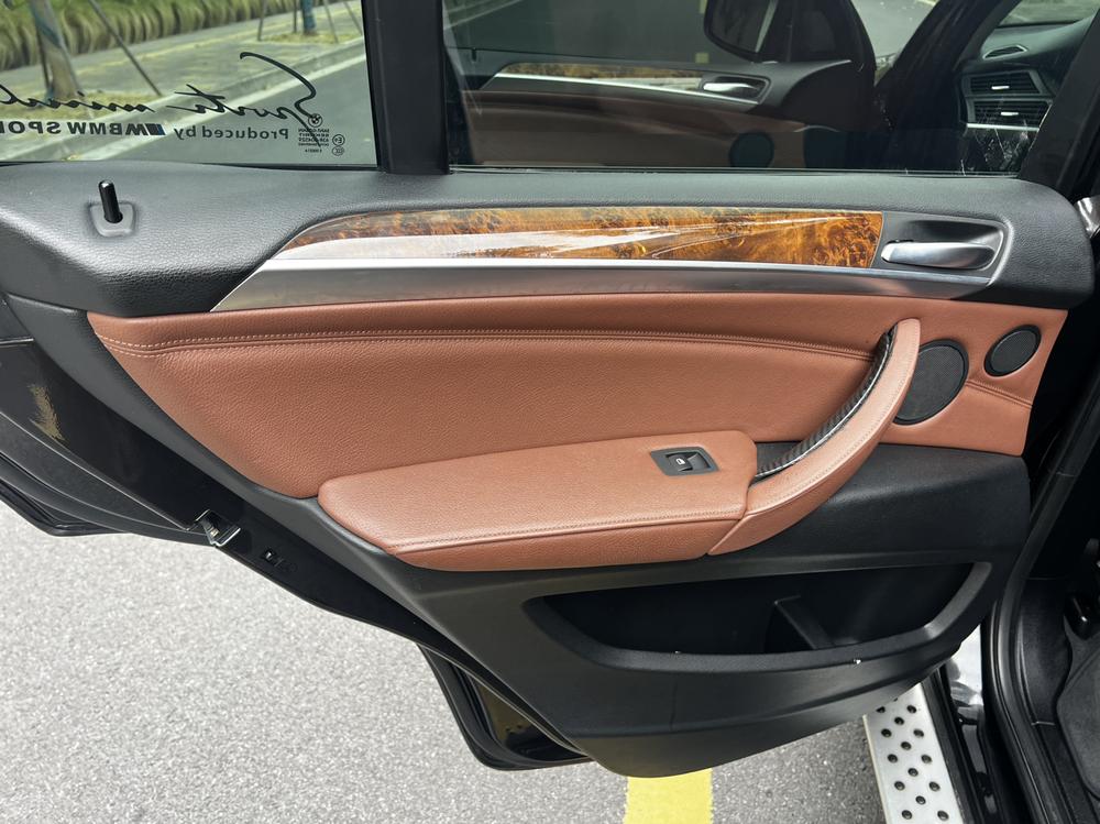 BMW BMW X5 (Import)