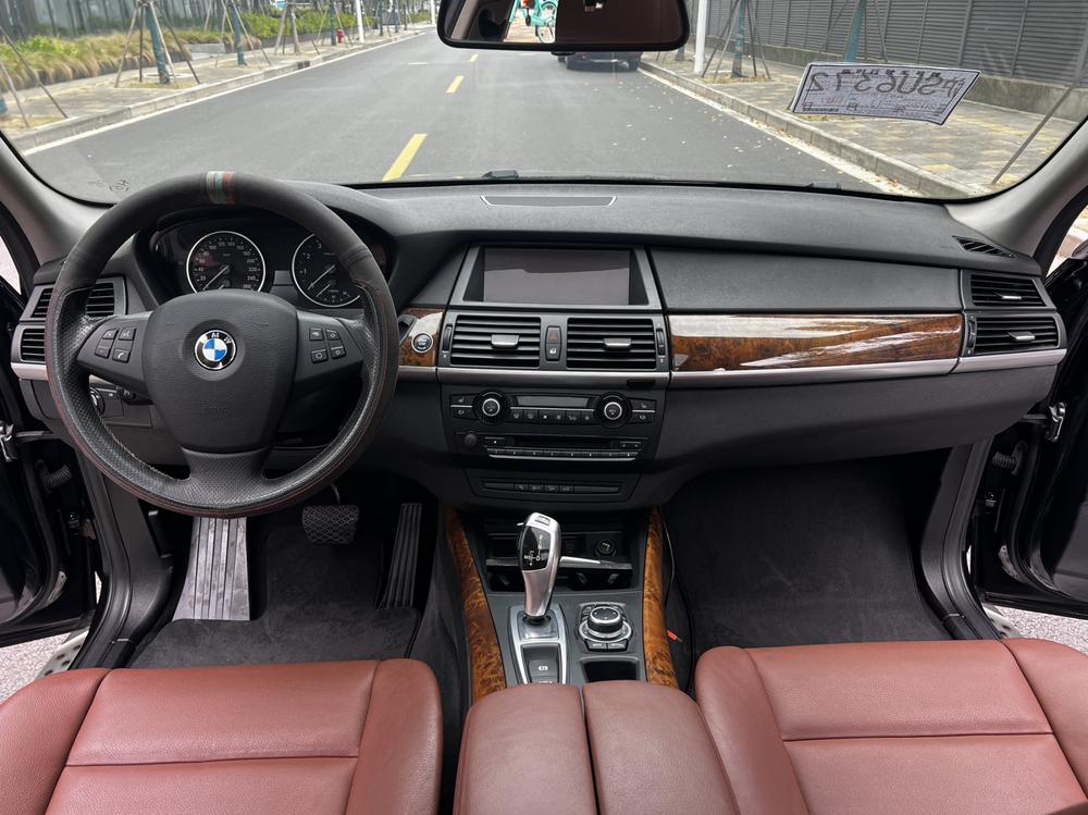 BMW BMW X5 (Import)