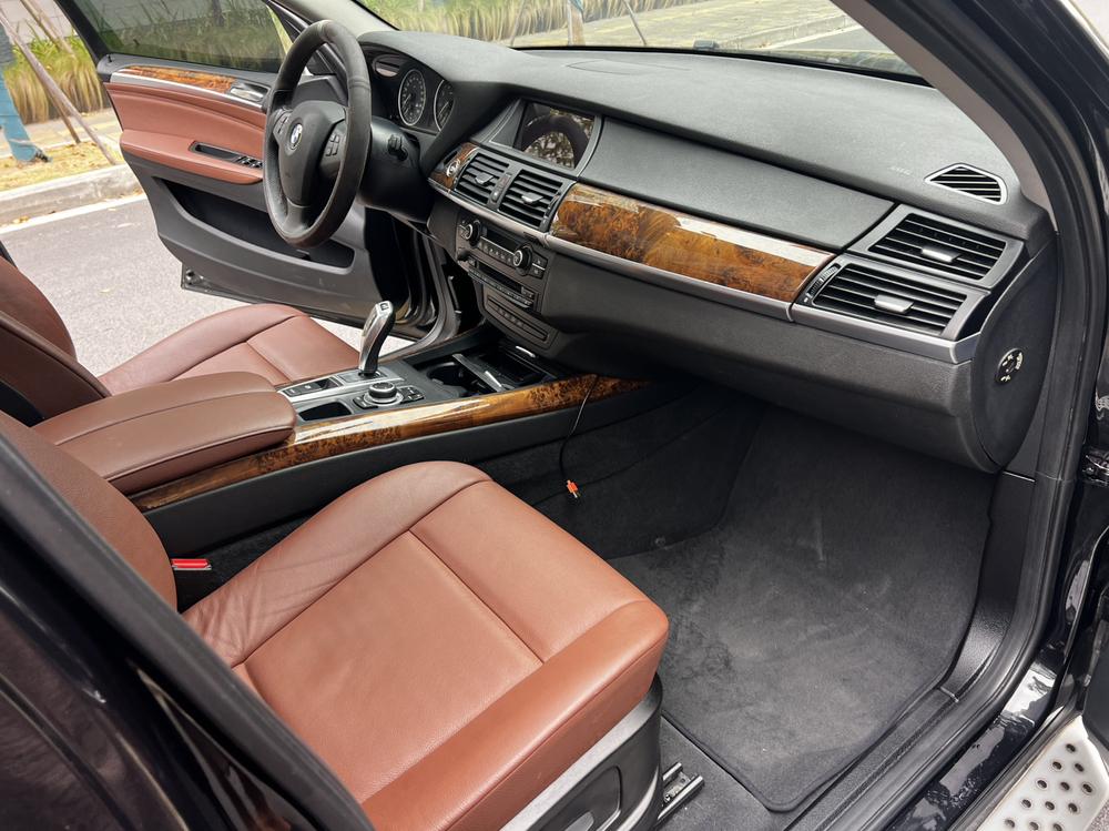 BMW BMW X5 (Import)