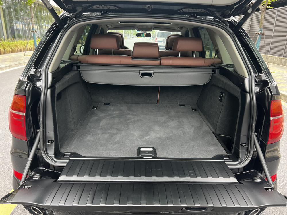 BMW BMW X5 (Import)