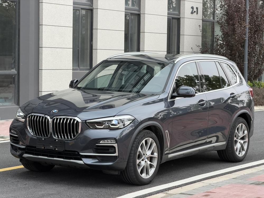 BMW BMW X5 (Import)