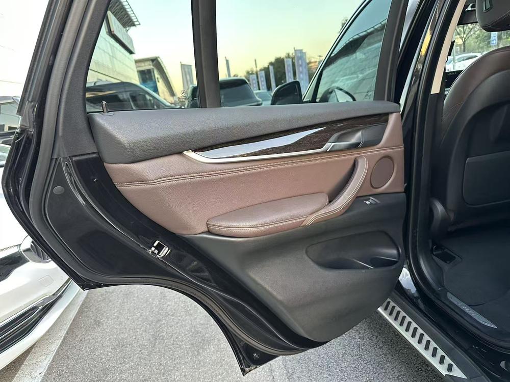 BMW BMW X5 (Import)