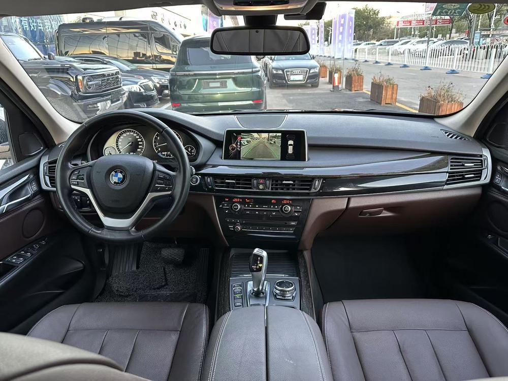 BMW BMW X5 (Import)