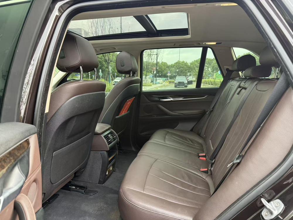 BMW BMW X5 (Import)