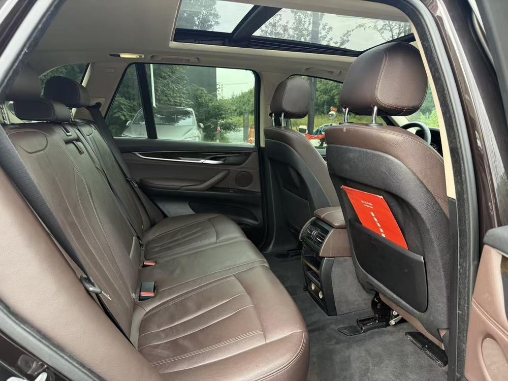 BMW BMW X5 (Import)