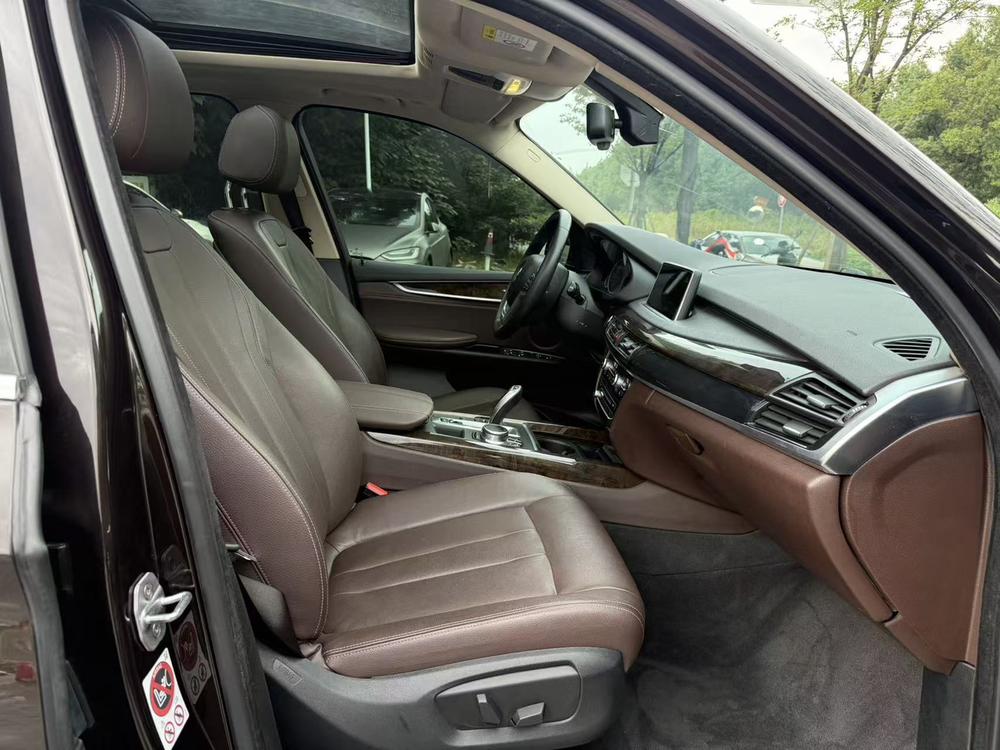 BMW BMW X5 (Import)