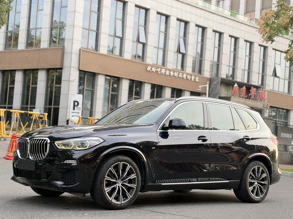 BMW BMW X5 (Import)