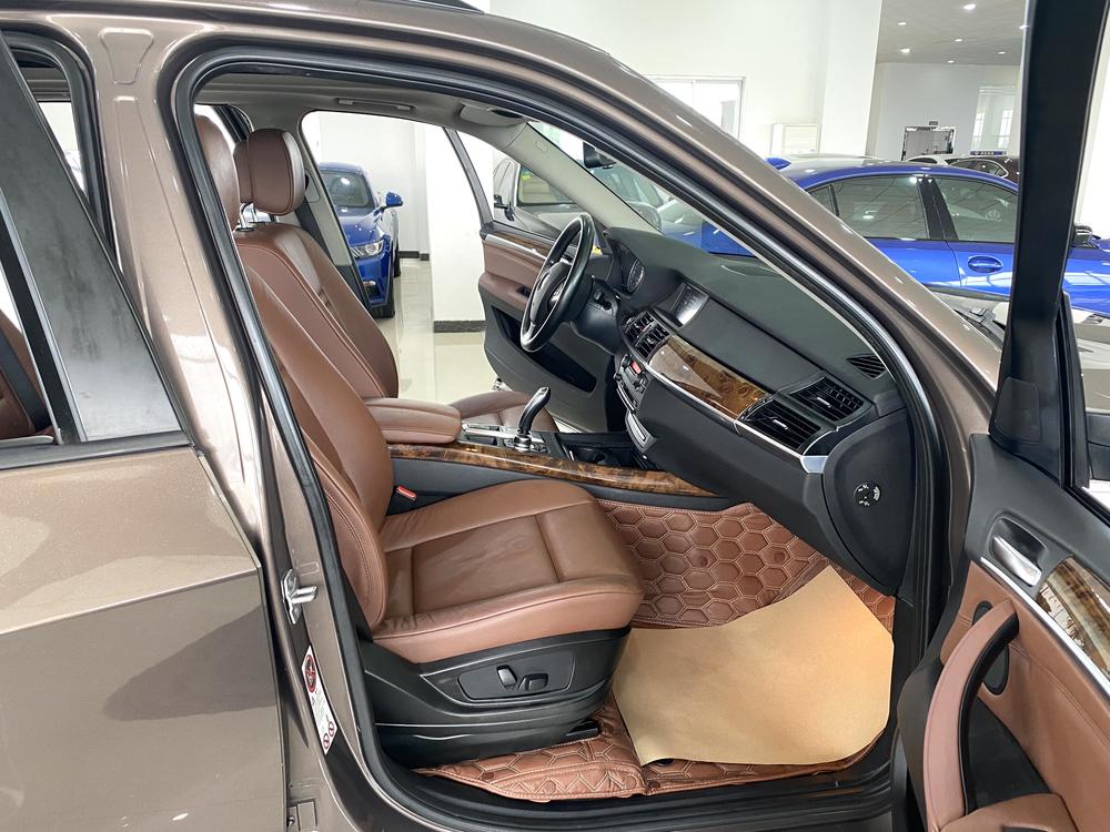 BMW BMW X5 (Import)