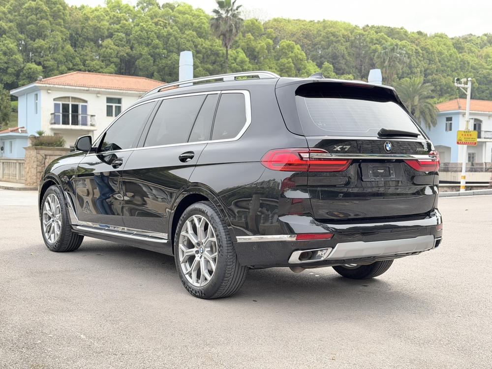 BMW BMW X7