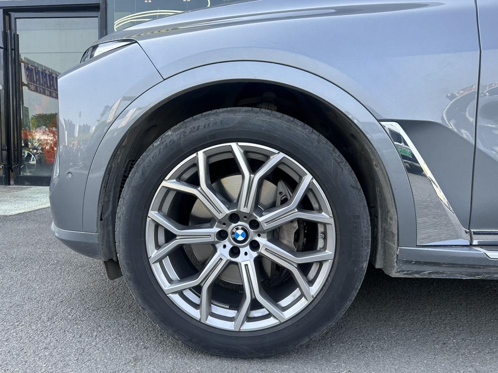 BMW BMW X7