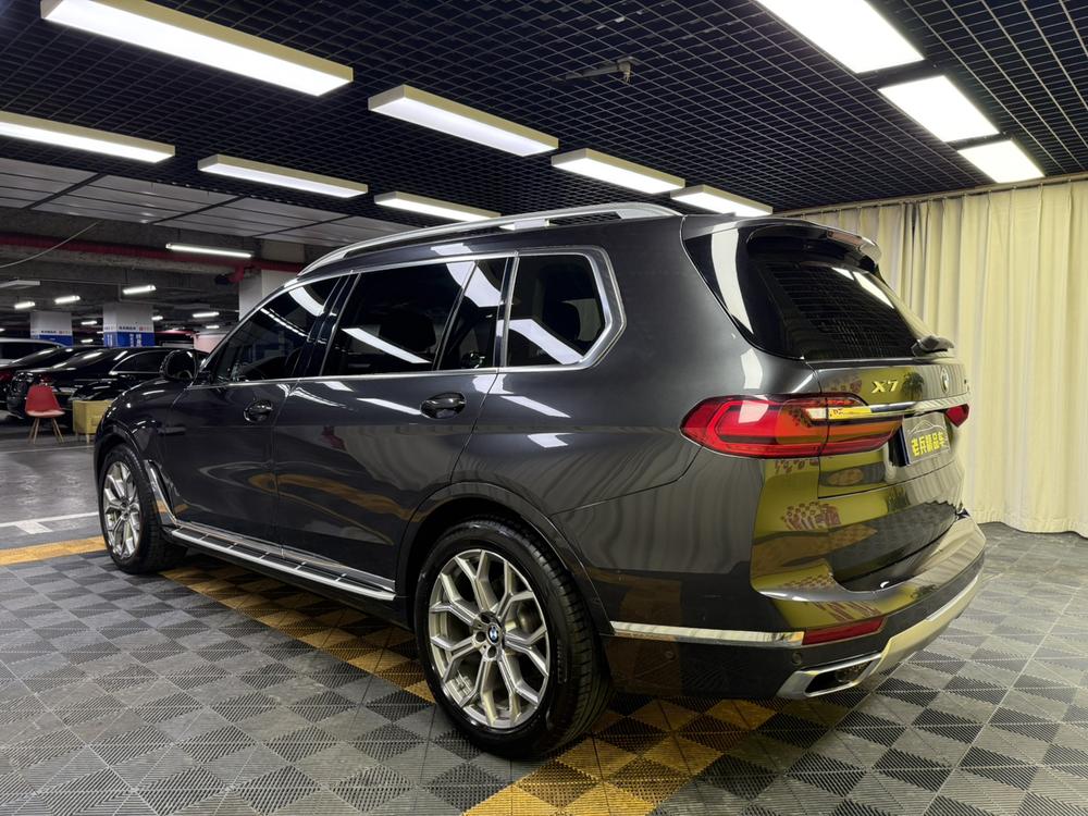 BMW BMW X7