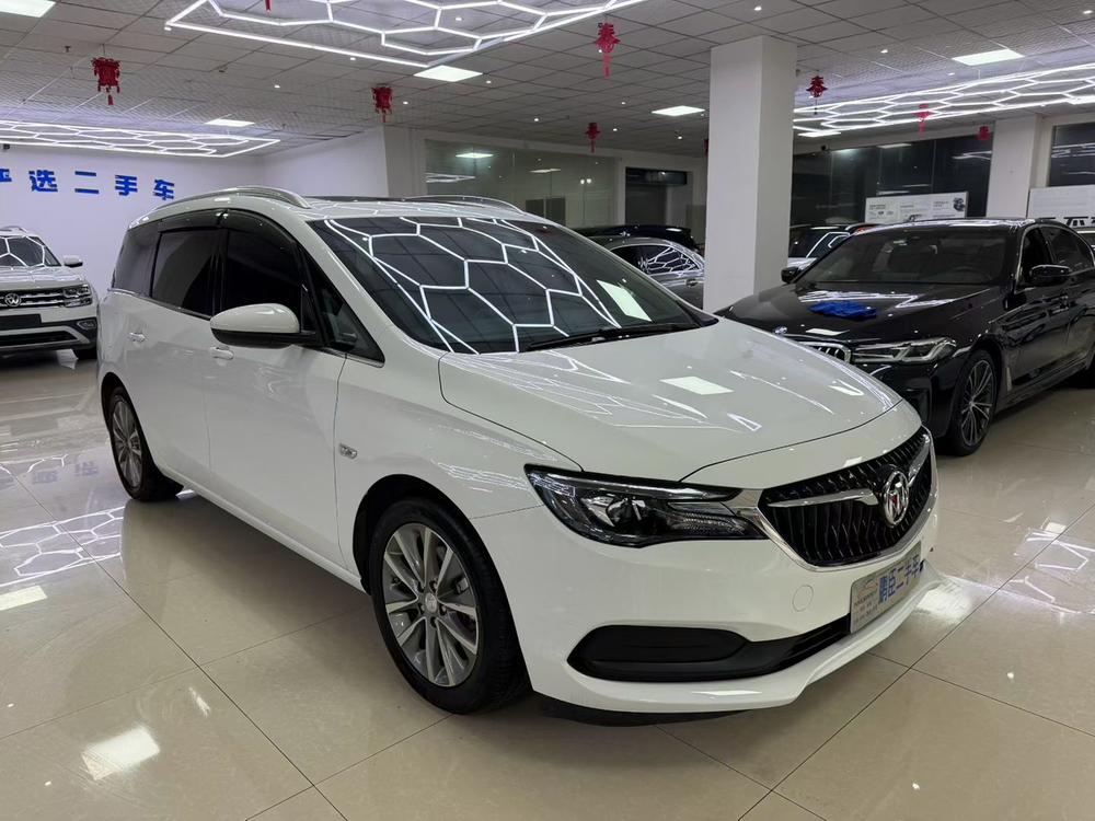 Buick Buick GL6