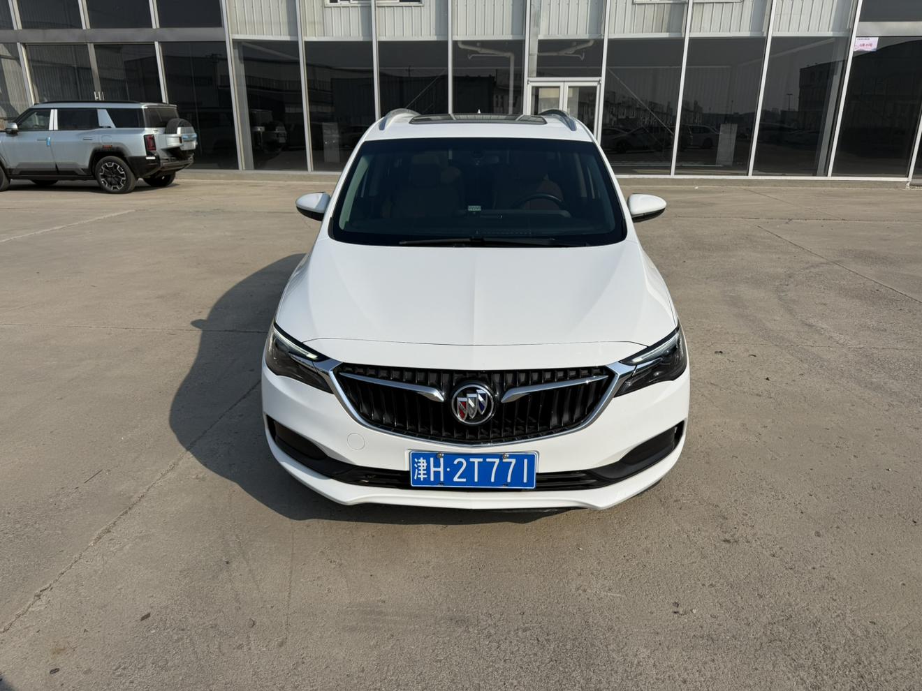 Buick Buick GL6