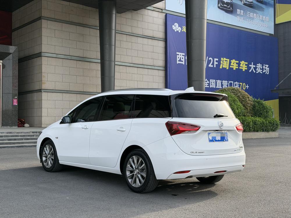 Buick Buick GL6
