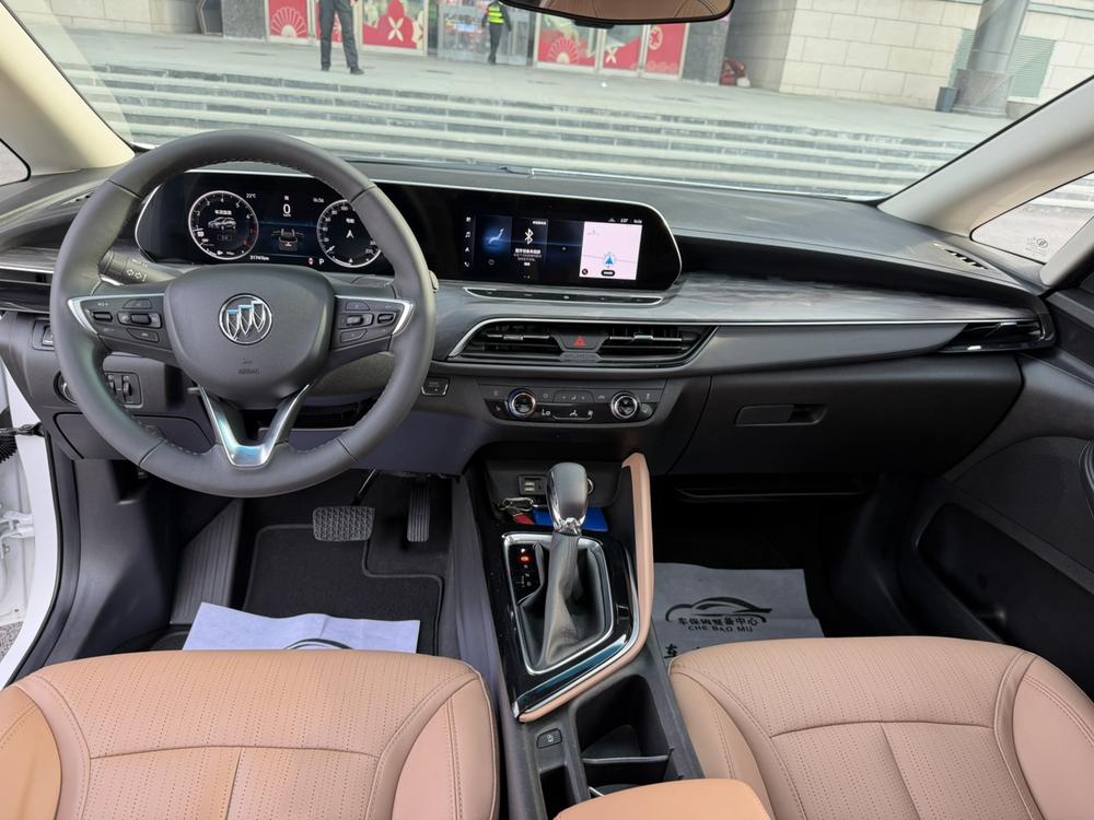 Buick Buick GL6