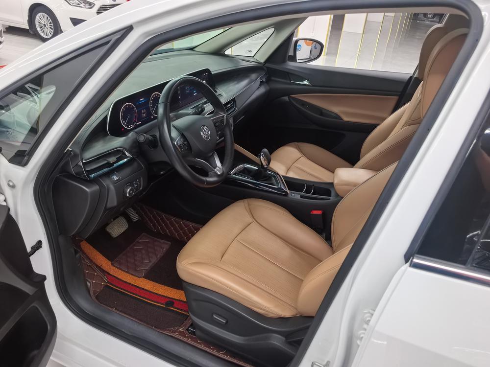 Buick Buick GL6