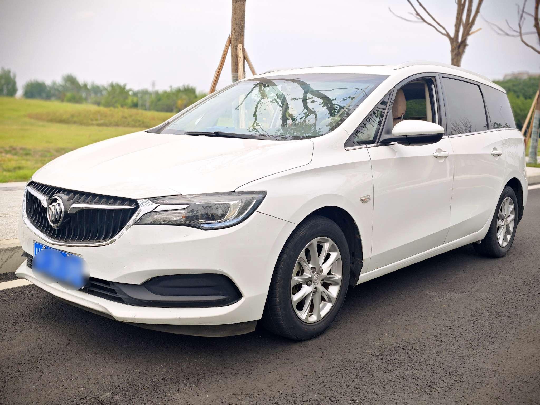Buick Buick GL6