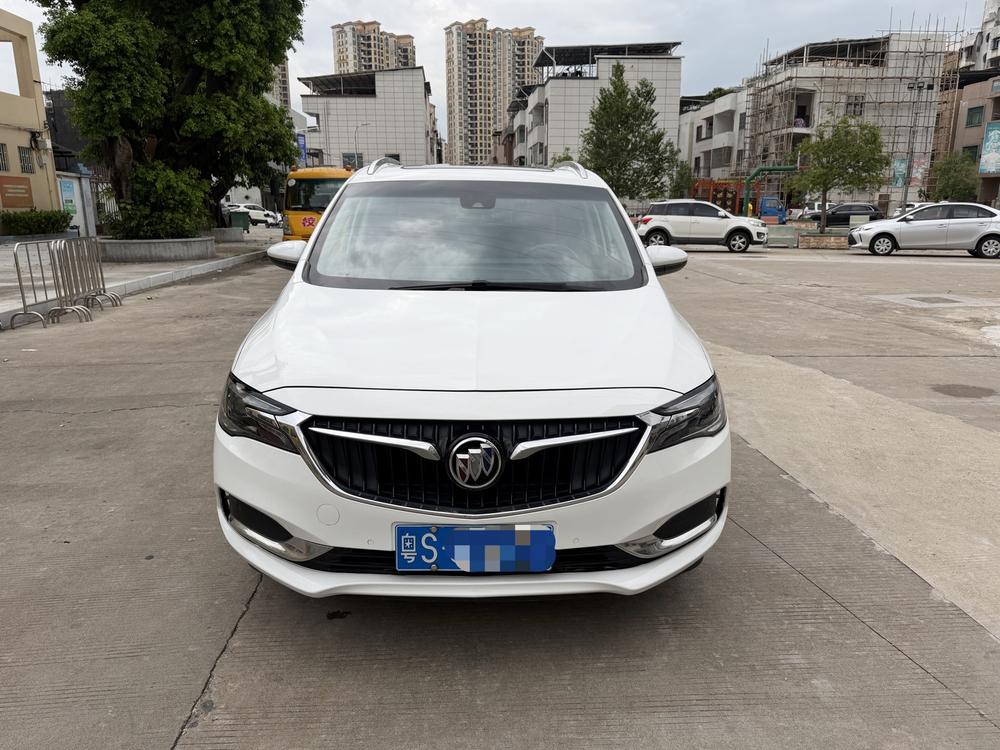 Buick Buick GL6