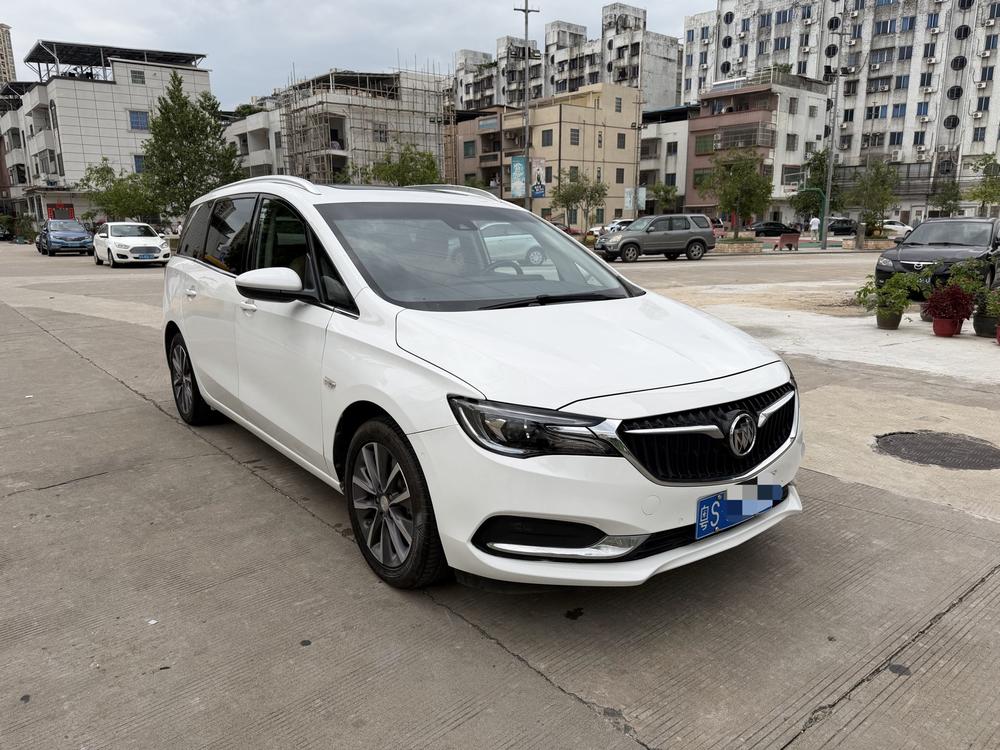 Buick Buick GL6