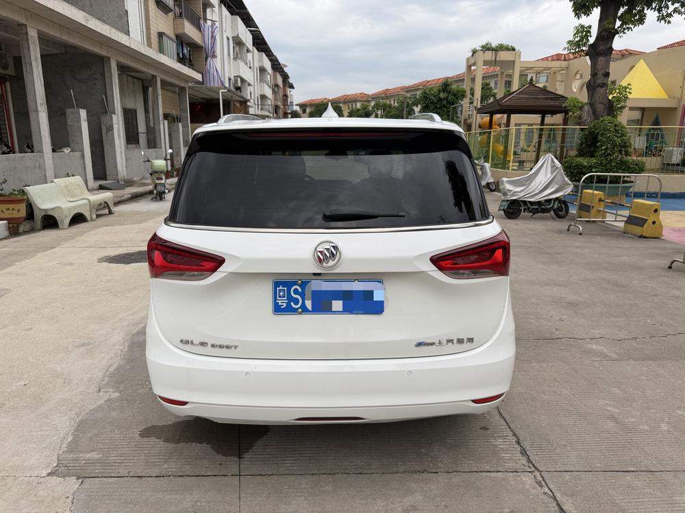 Buick Buick GL6