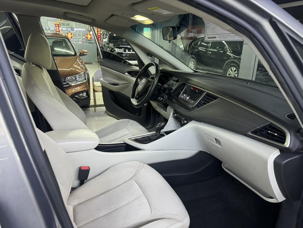 Buick Buick GL6
